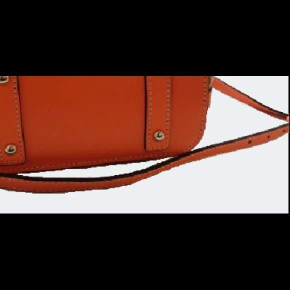 DOONEY & BOURKE Beacon Collection woven leather Crossbody - Picture 2 of 4